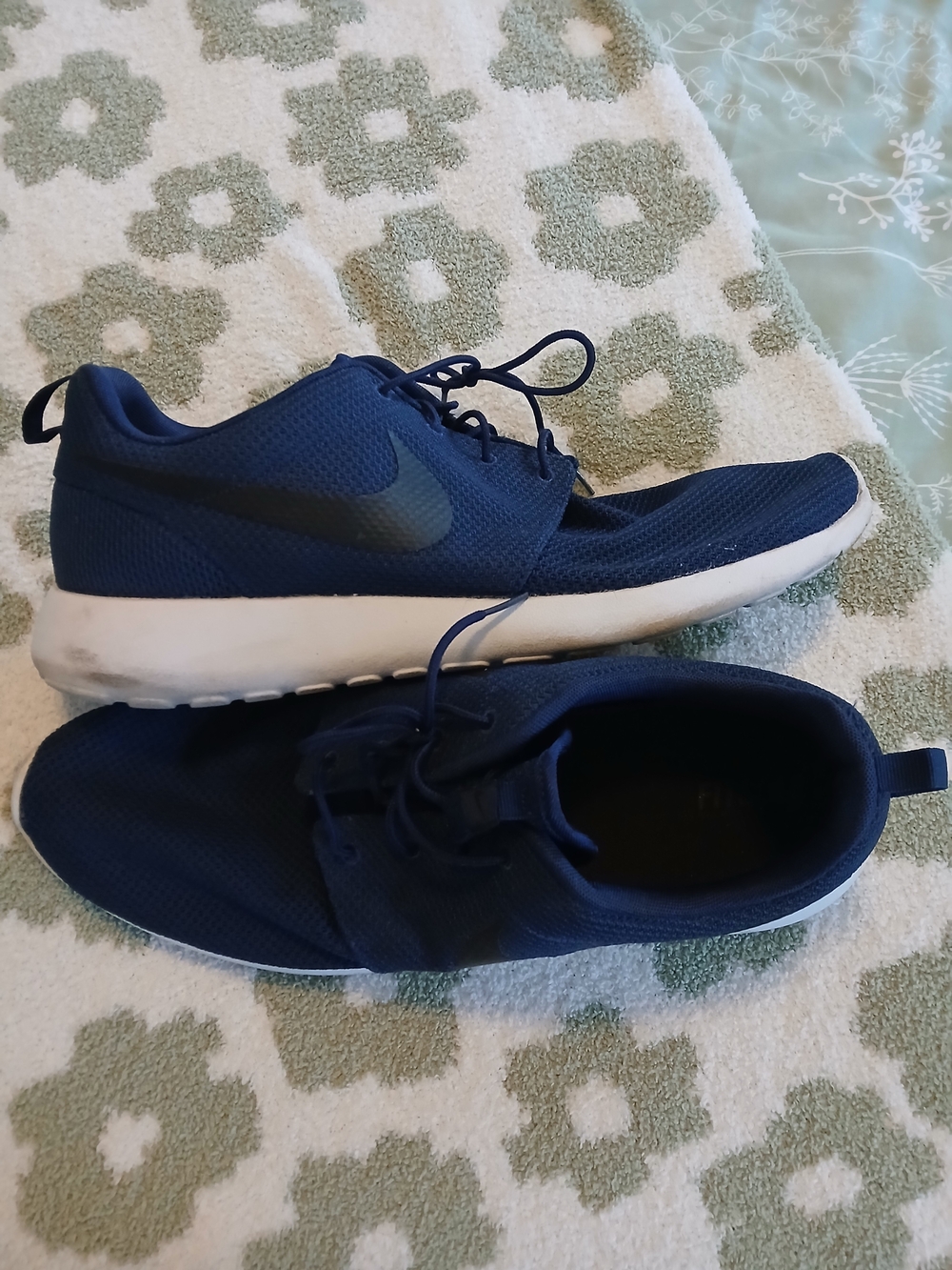 Nike Men's Navy Lightweight Running Shoes